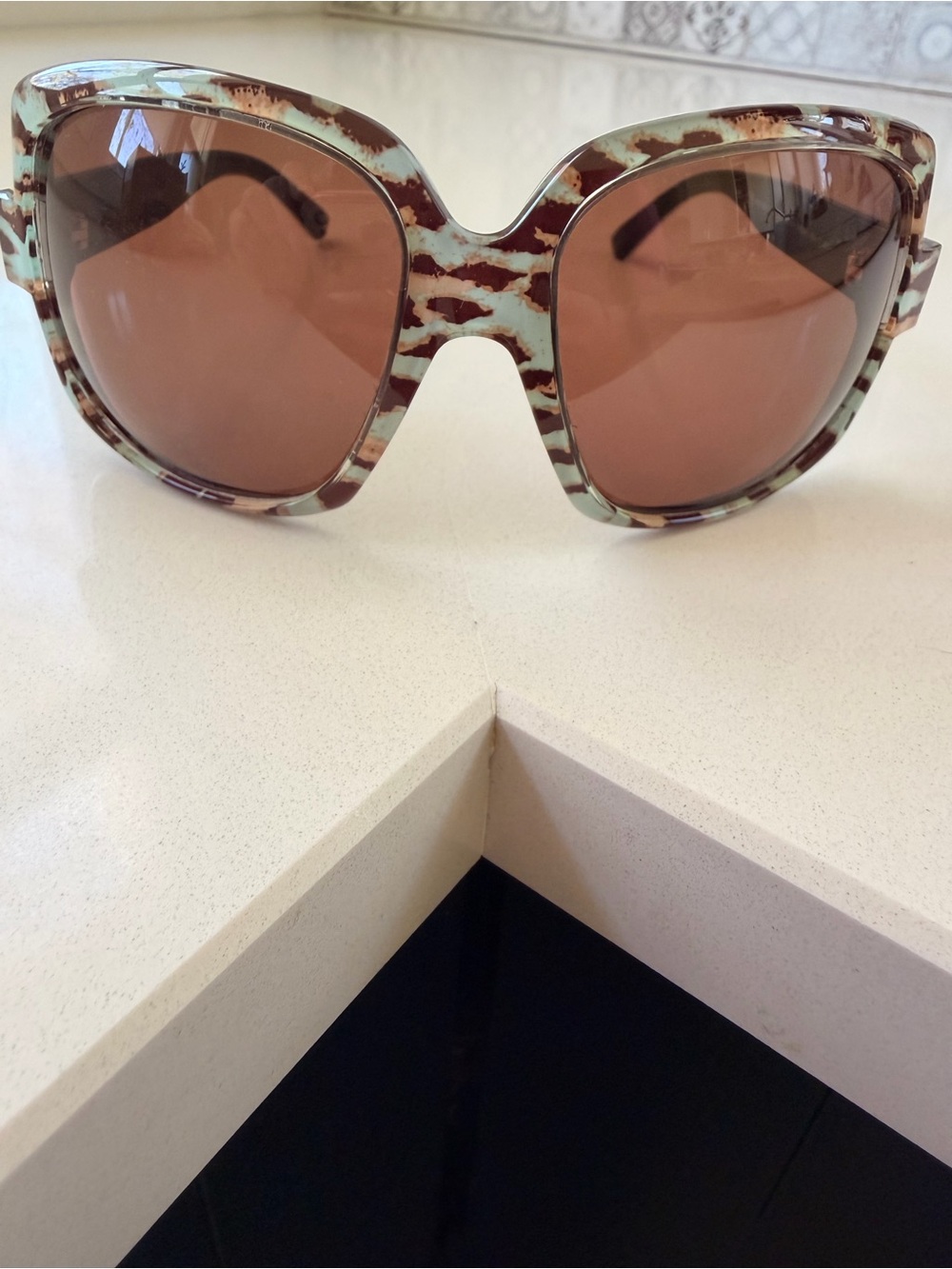 Christian-dior Women's multi Sunglasses - Picture 7 of 7
